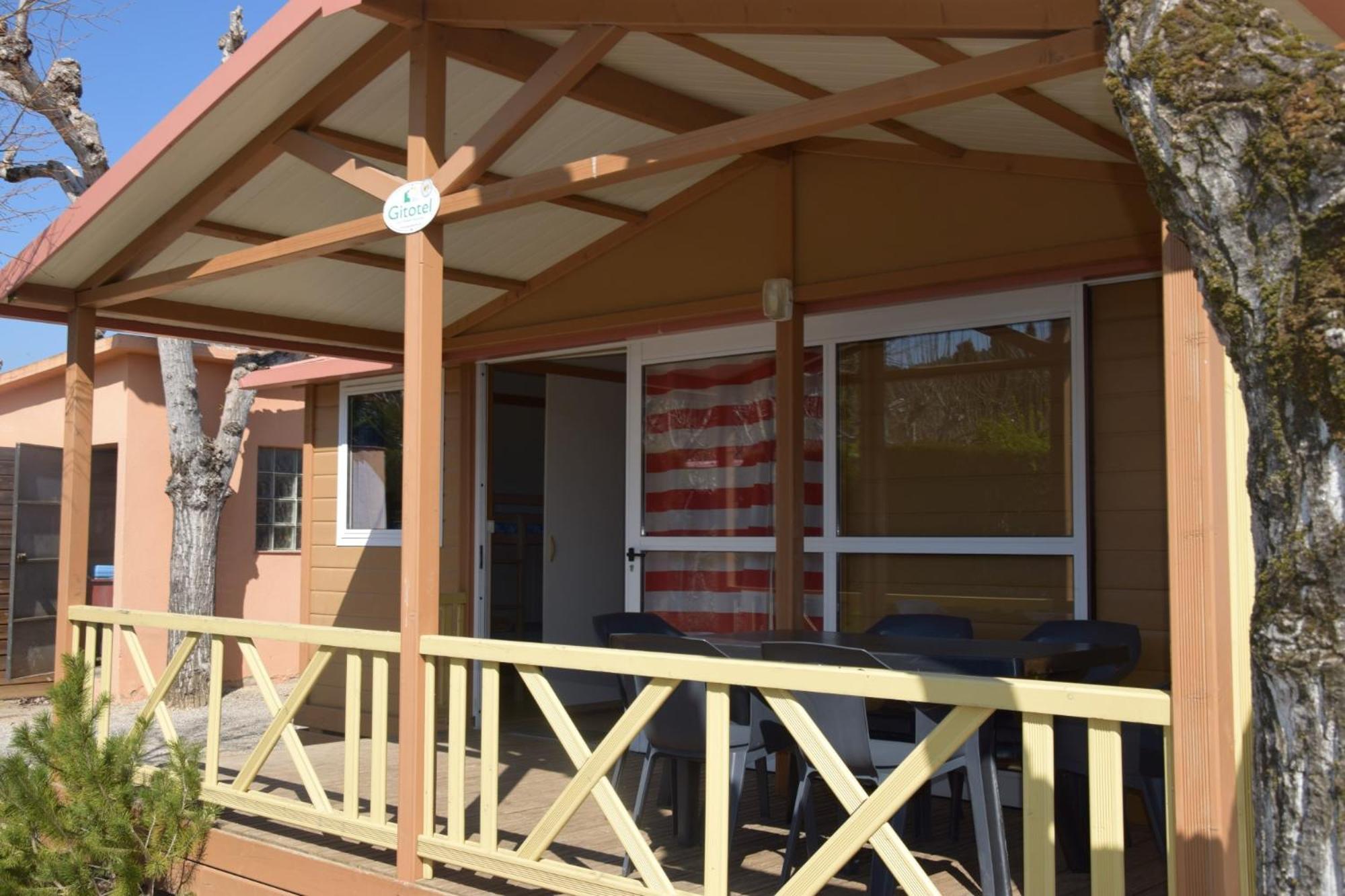 Camping Bungalow El Llac De Banyoles Porqueres Room photo